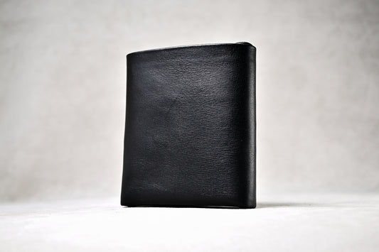 8563 コンパクト二つ折り財布