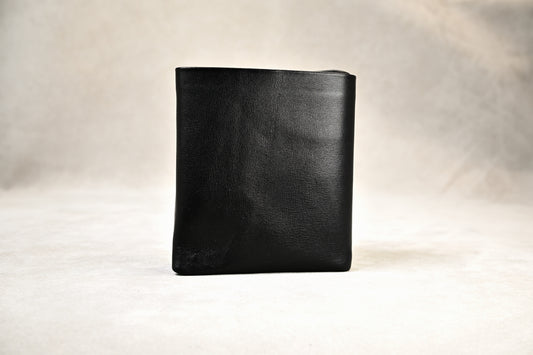 8563 コンパクト二つ折り財布